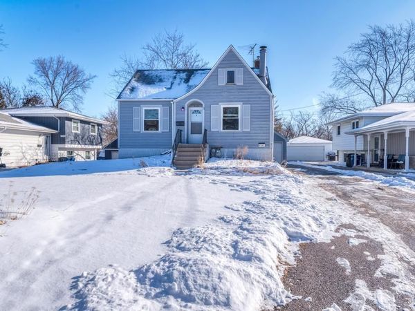 4343 Florence Avenue, Downers Grove, IL 60515