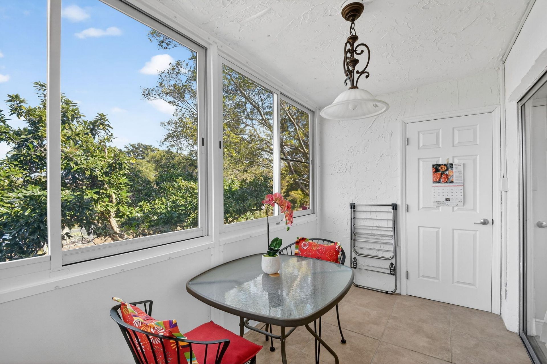 729 Lori Drive, Unit 302, Palm Springs, FL 33461 Photo