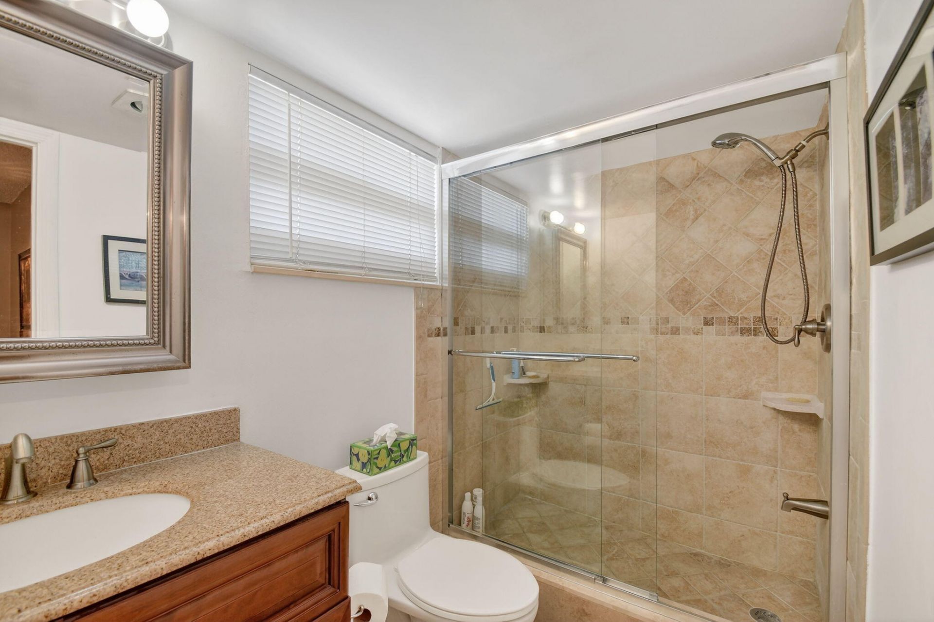 729 Lori Drive, Unit 302, Palm Springs, FL 33461 Photo