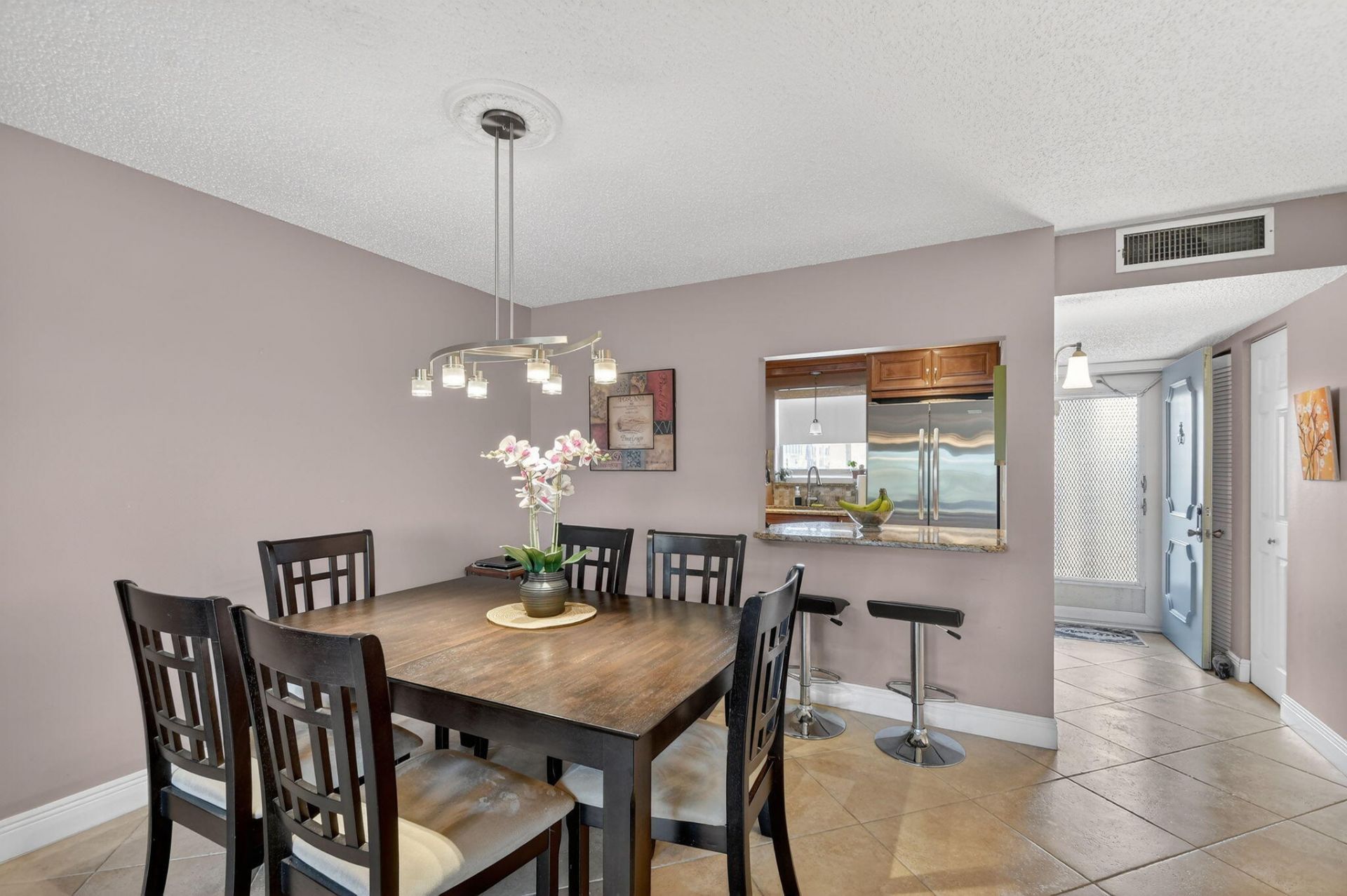 729 Lori Drive, Unit 302, Palm Springs, FL 33461 Photo