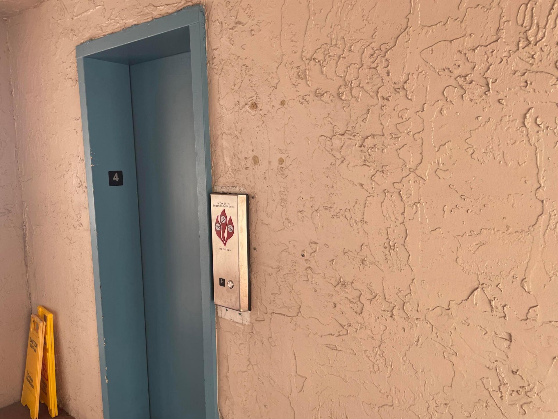 729 Lori Drive, Unit 302, Palm Springs, FL 33461 Photo