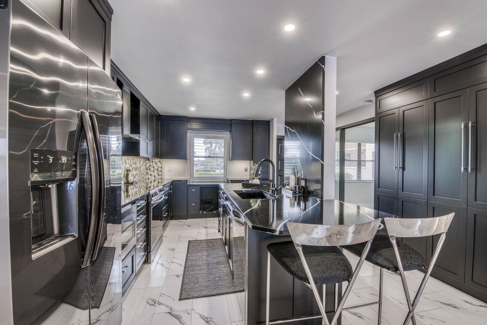 313 Lake Circle, Unit 111, North Palm Beach, FL 33408 Photo