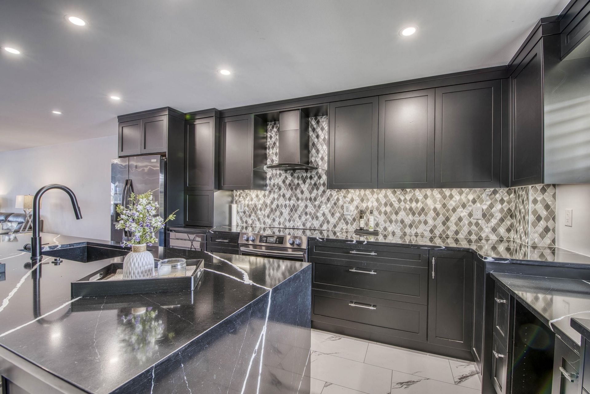 313 Lake Circle, Unit 111, North Palm Beach, FL 33408 Photo