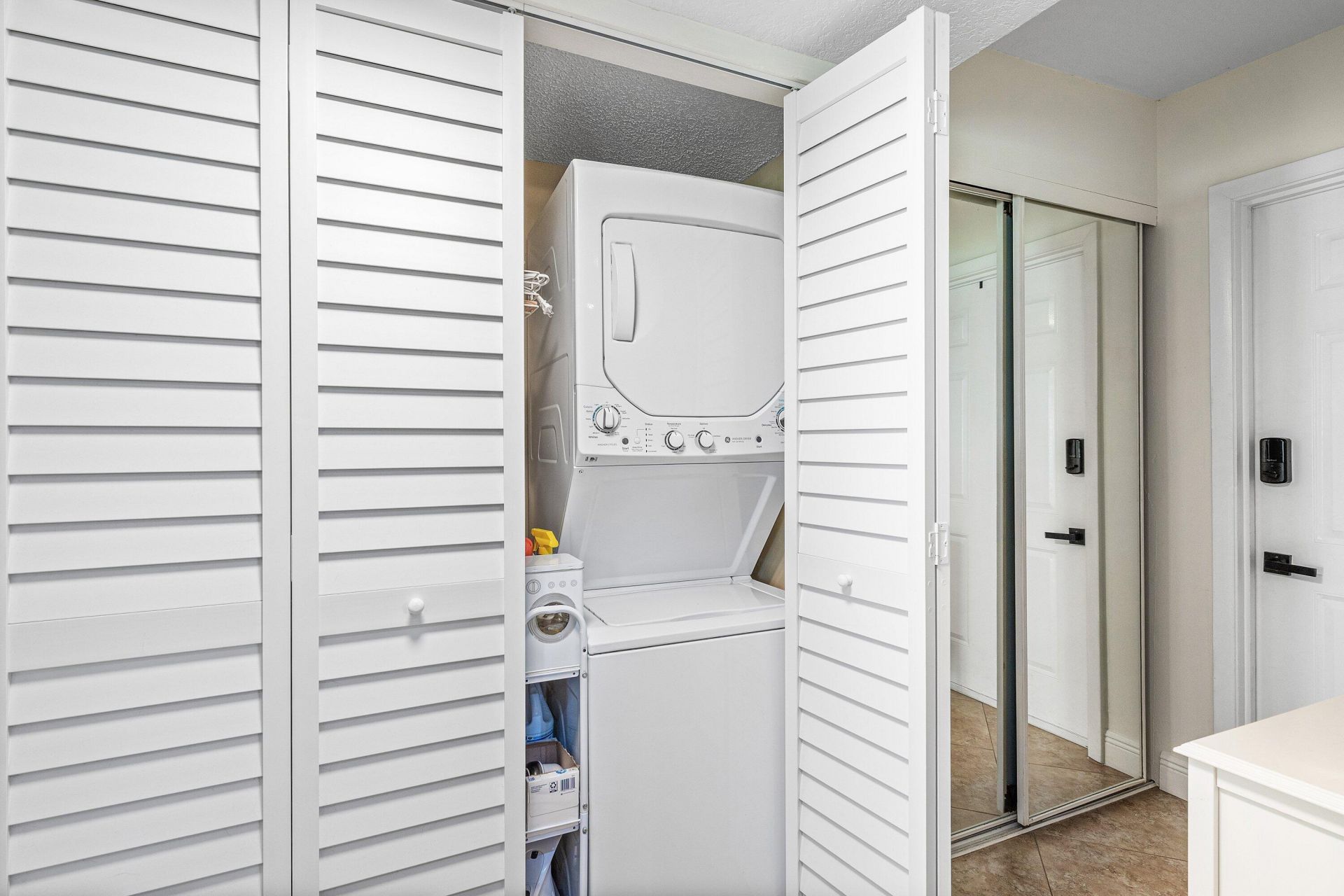 2905 SW 22nd Avenue, Unit 1080, Delray Beach, FL 33445 Photo