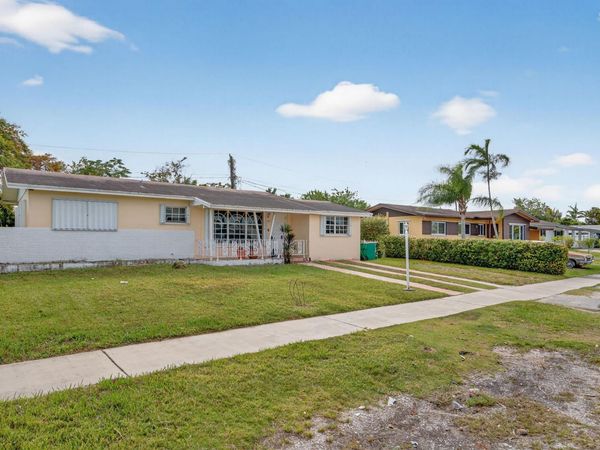 11720 SW 176th St, Miami, FL 33177
