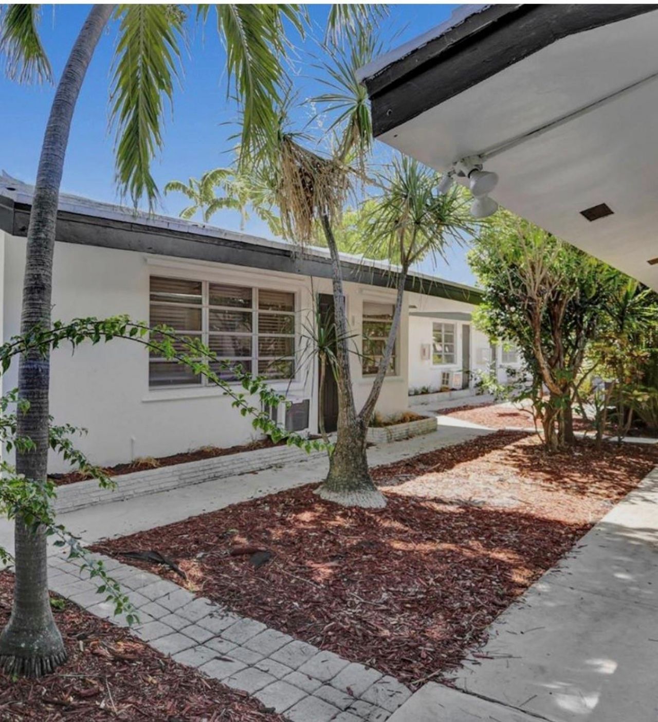 820 NE 16th Avenue, Unit 1, Fort Lauderdale, FL 33304 Photo