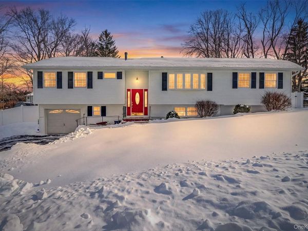 4 Adams Drive, Stony Point, NY 10980