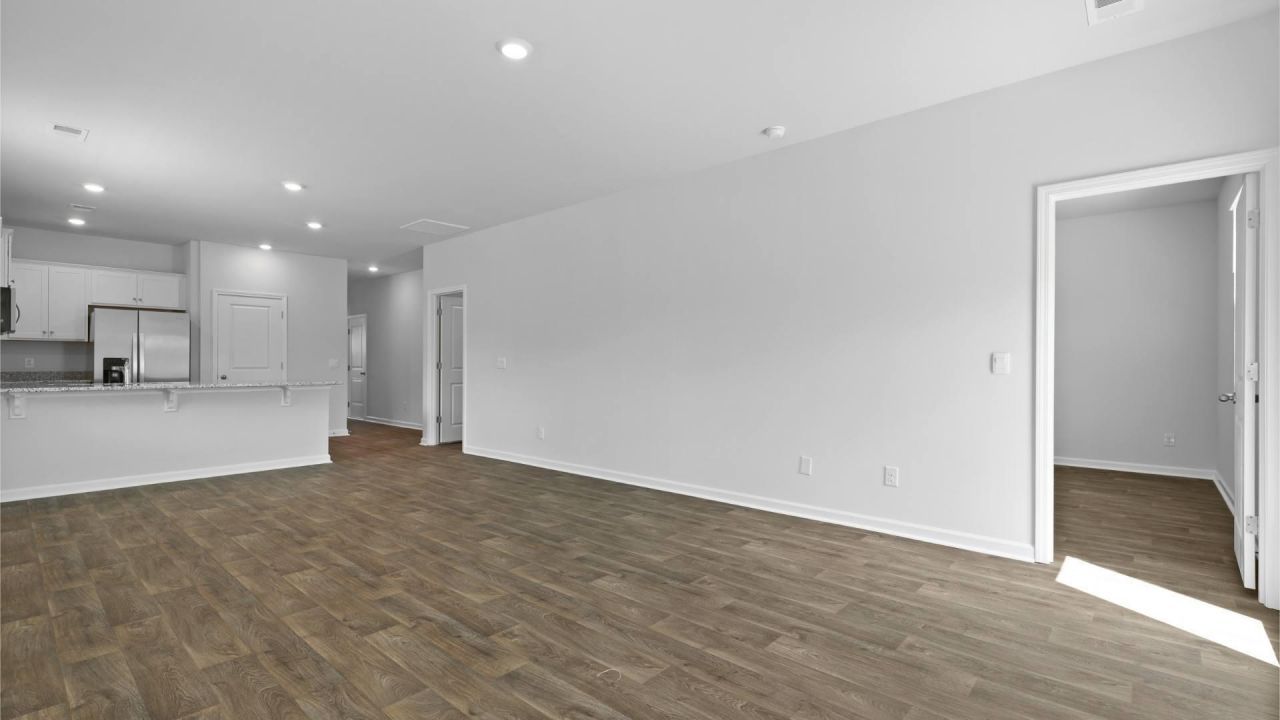 122 Hopkins Street Photo 11