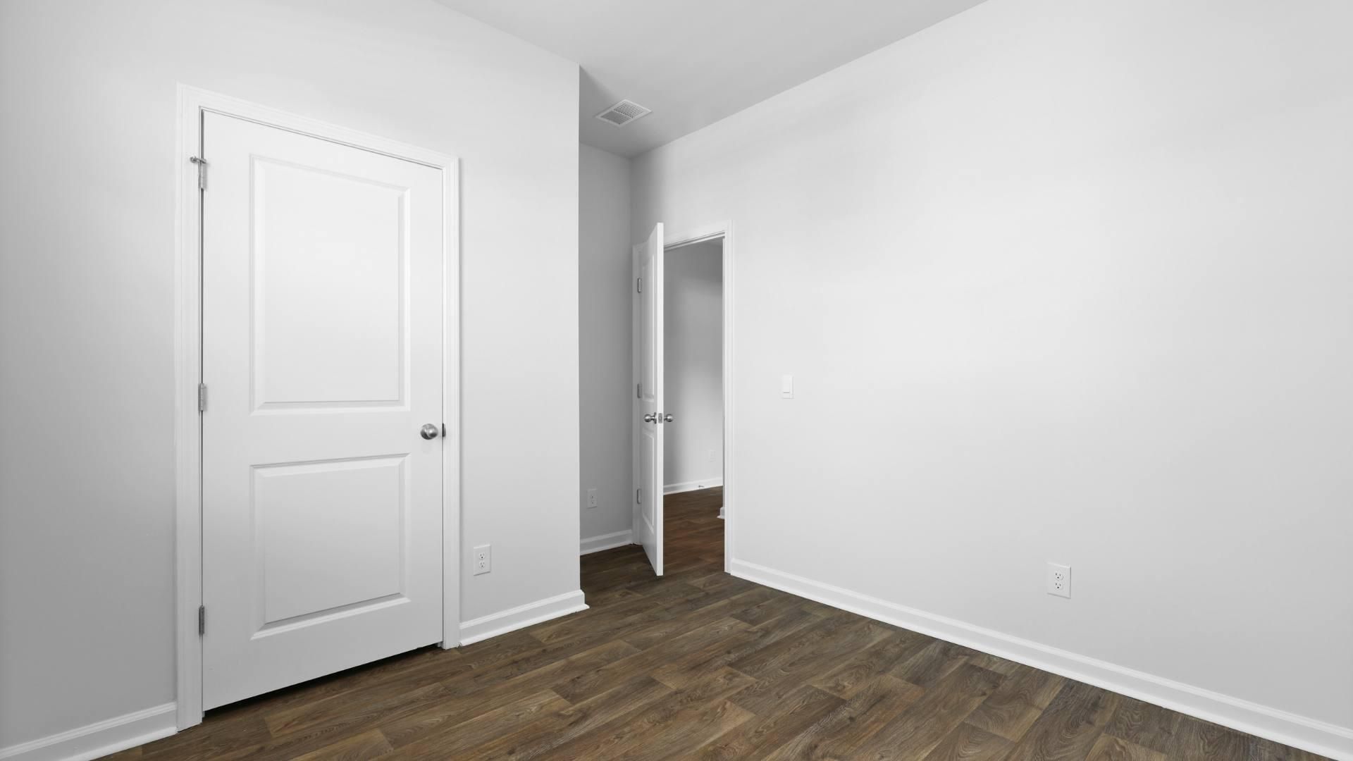 122 Hopkins Street Photo 14