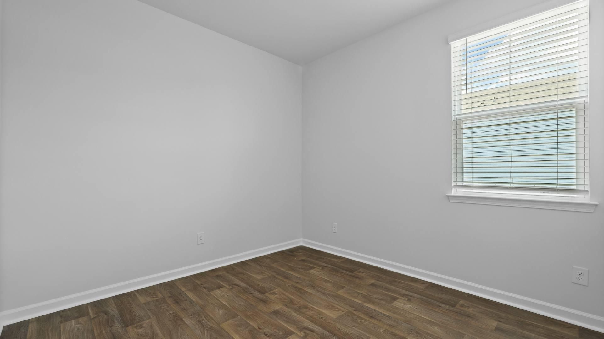 122 Hopkins Street Photo 19