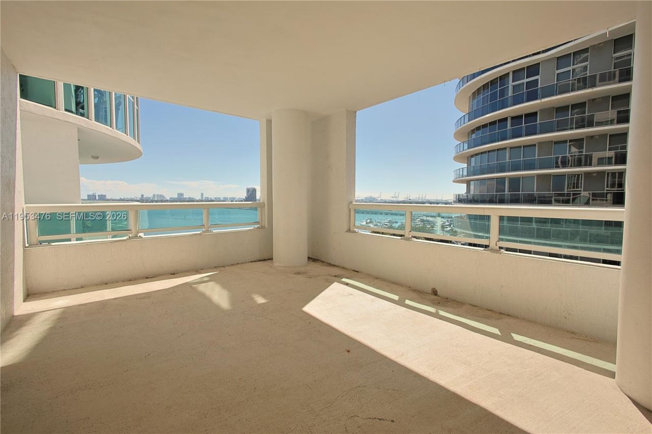 1800 N Bayshore Dr, Unit 911, Miami, FL 33132 Photo