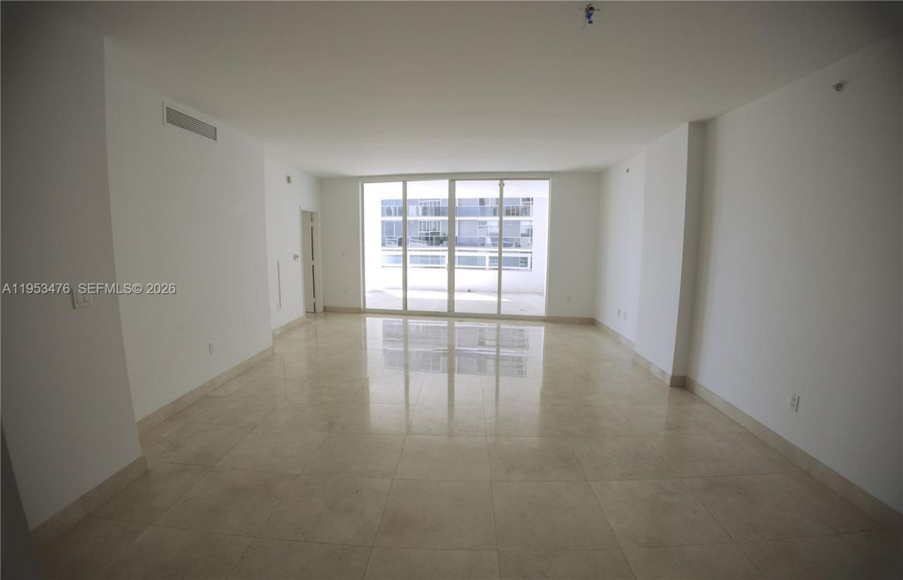 1800 N Bayshore Dr, Unit 911, Miami, FL 33132 Photo