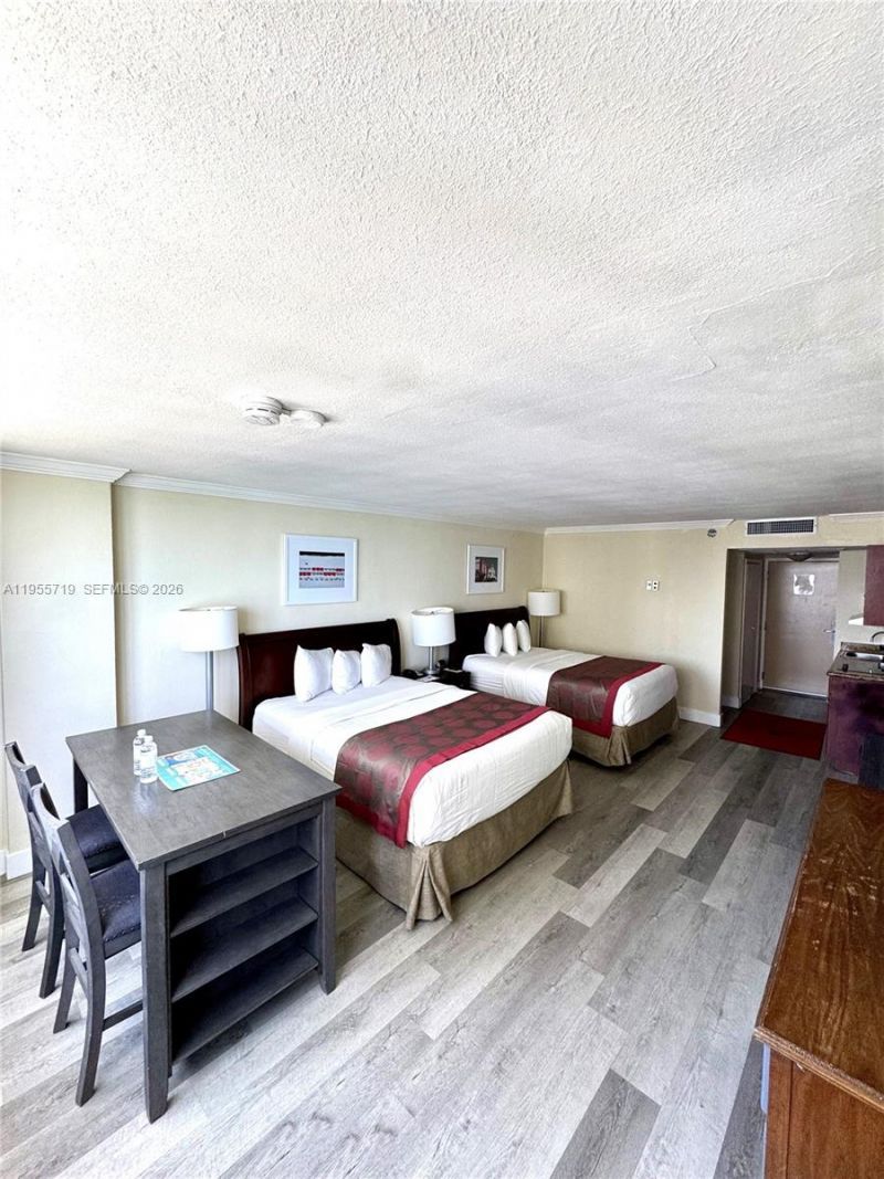 19201 Collins Ave , Unit 1103, Sunny Isles Beach, FL 33160 Photo