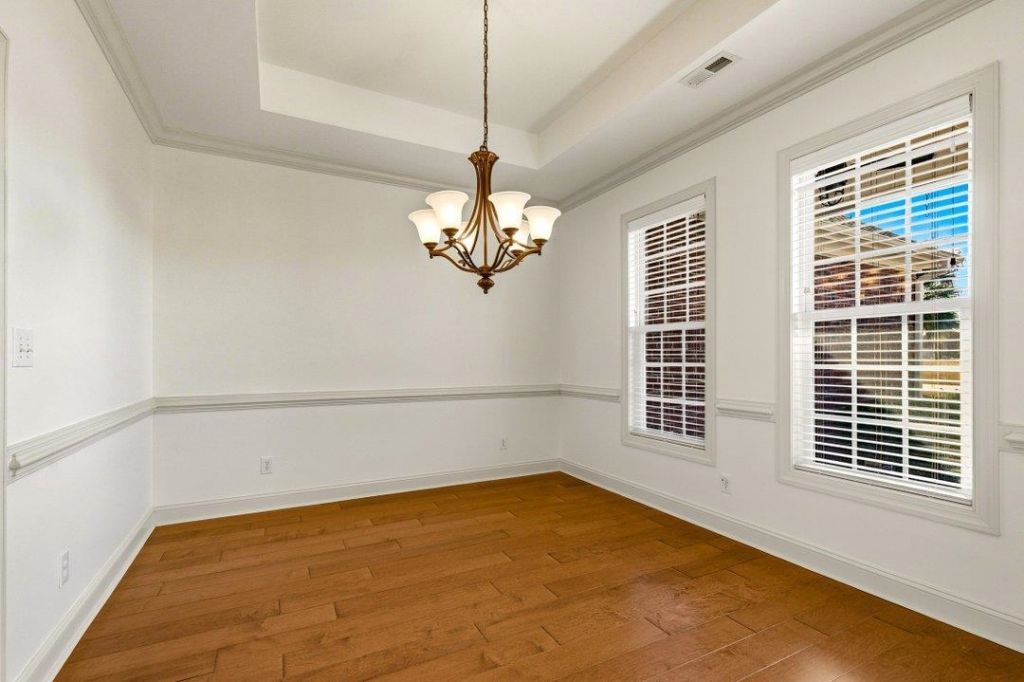 688 Sunny Pond Ln. Photo 11