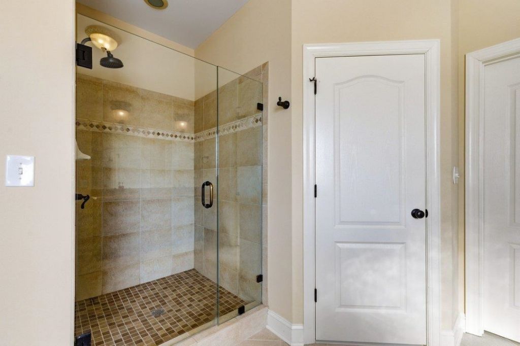 688 Sunny Pond Ln. Photo 19