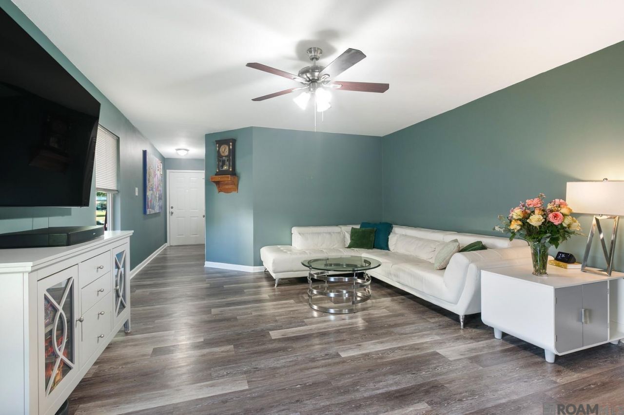 26197 Bobby Gill Rd, Denham Springs, LA 70726 Main Photo