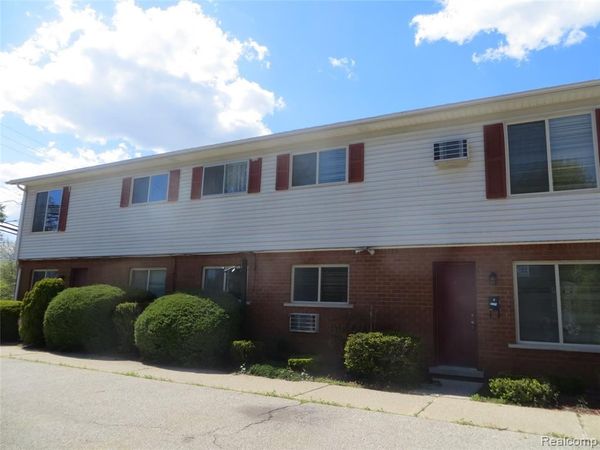 36241 Hathaway Street, New Baltimore, MI 48047