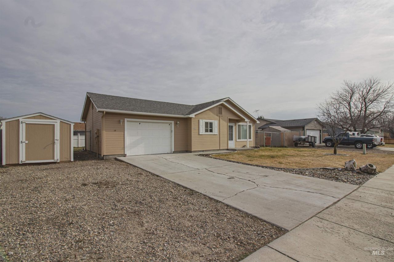 1346 N 1st Street, Payette, ID 83661 Main Photo