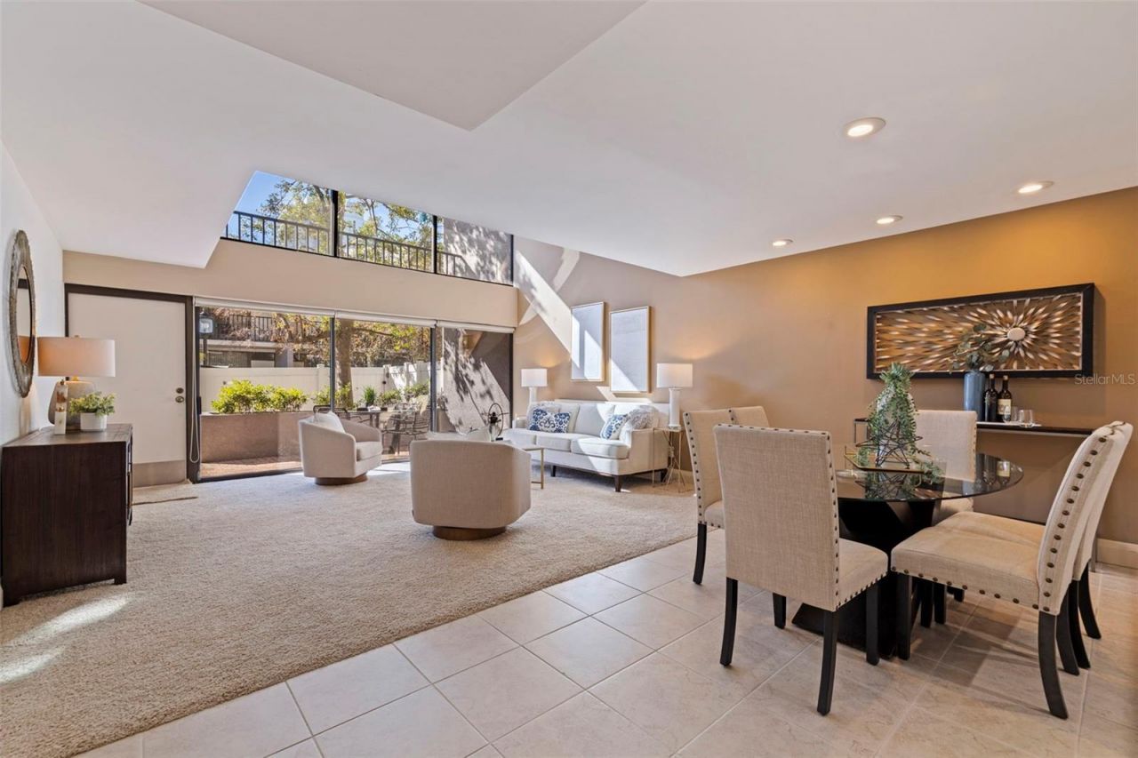 301 2nd Street N, Unit 7, Saint Petersburg, FL 33701 Photo