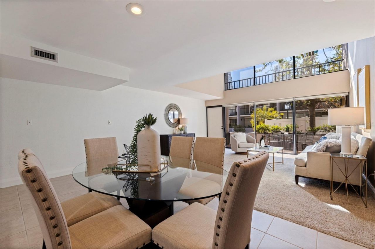 301 2nd Street N, Unit 7, Saint Petersburg, FL 33701 Photo