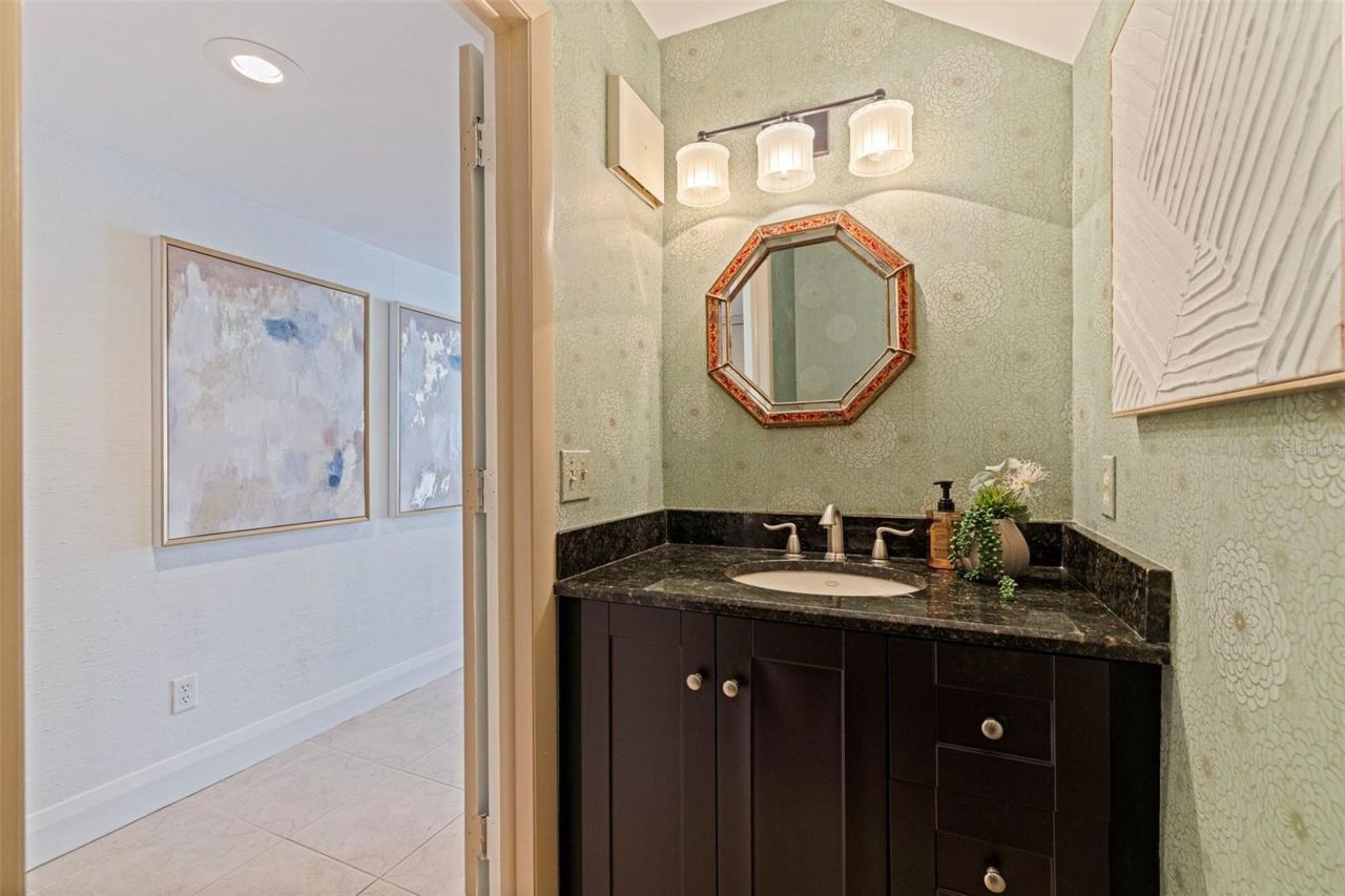 301 2nd Street N, Unit 7, Saint Petersburg, FL 33701 Photo