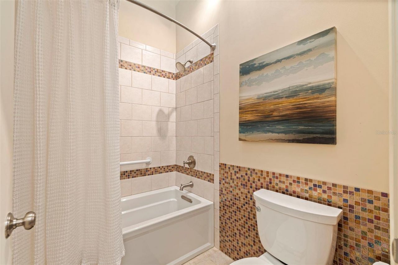 301 2nd Street N, Unit 7, Saint Petersburg, FL 33701 Photo