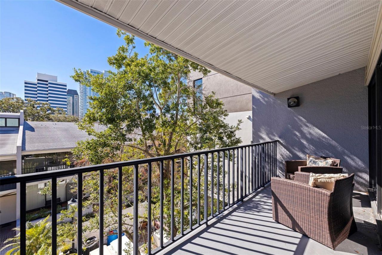 301 2nd Street N, Unit 7, Saint Petersburg, FL 33701 Photo