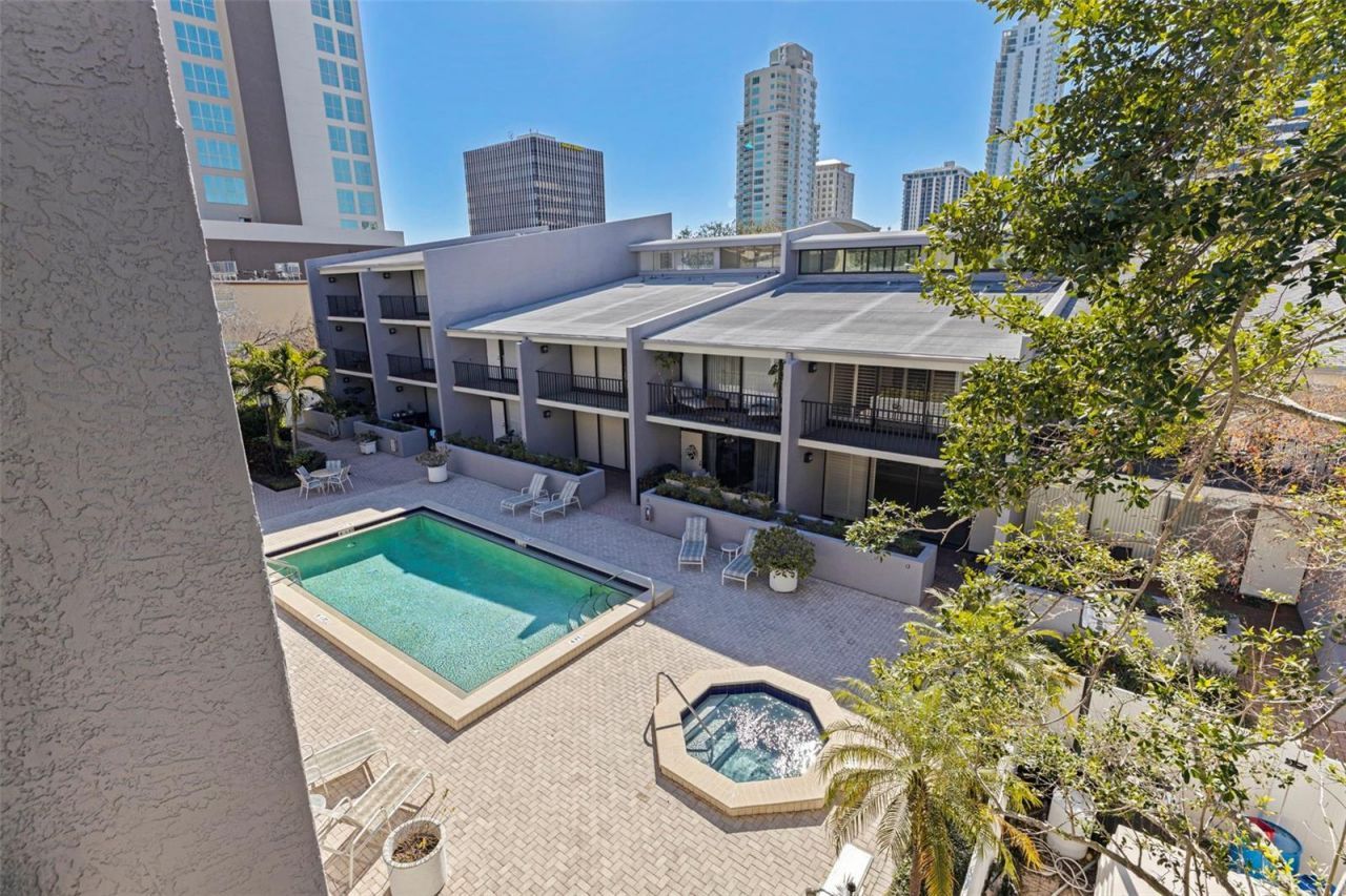 301 2nd Street N, Unit 7, Saint Petersburg, FL 33701 Photo