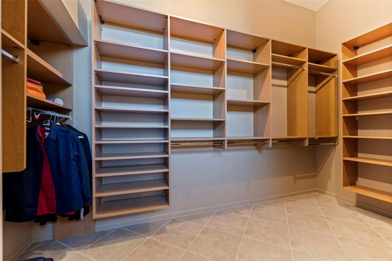 301 2nd Street N, Unit 7, Saint Petersburg, FL 33701 Photo