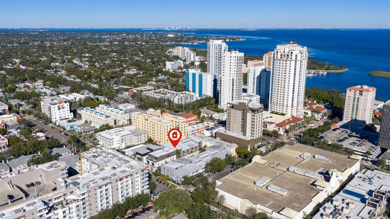 301 2nd Street N, Unit 7, Saint Petersburg, FL 33701 Photo