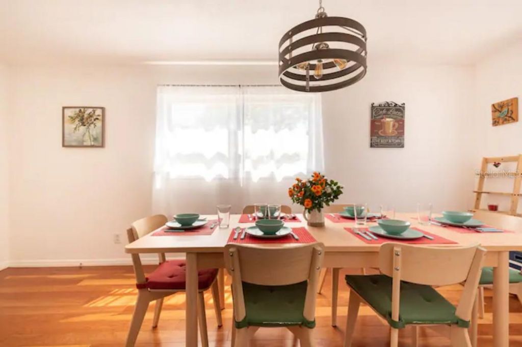 368 Ridge Road Sw, Largo, FL 33770 Photo