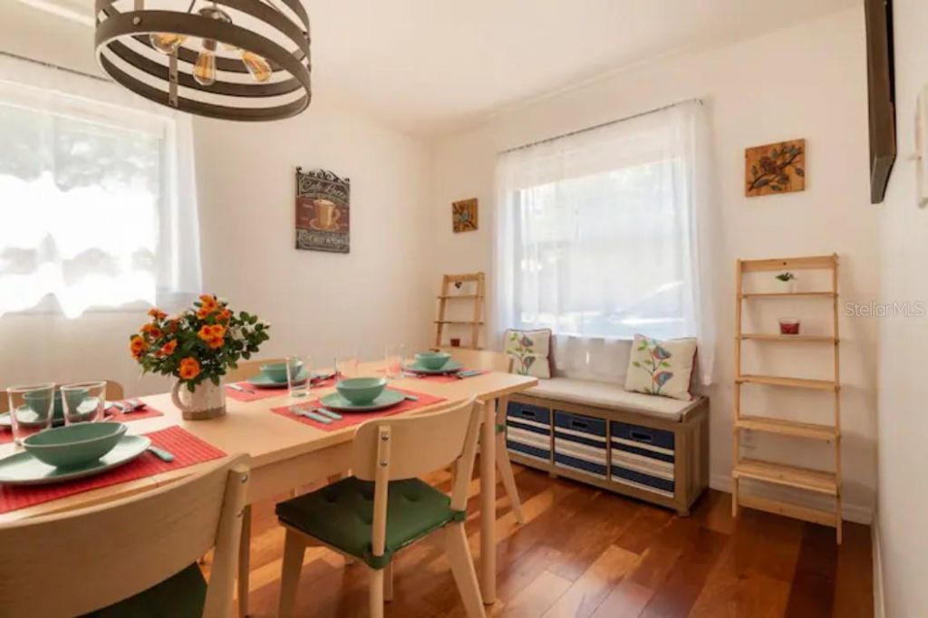 368 Ridge Road Sw, Largo, FL 33770 Photo