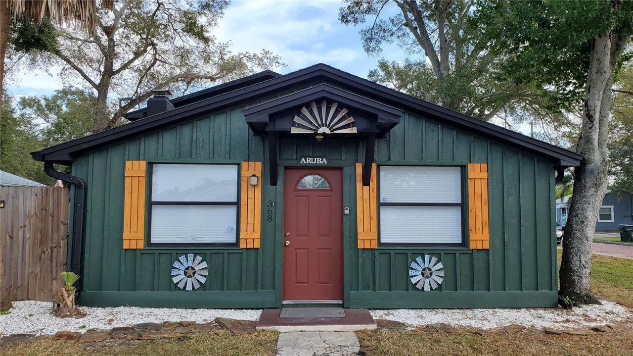 368 Ridge Road Sw, Largo, FL 33770 Photo