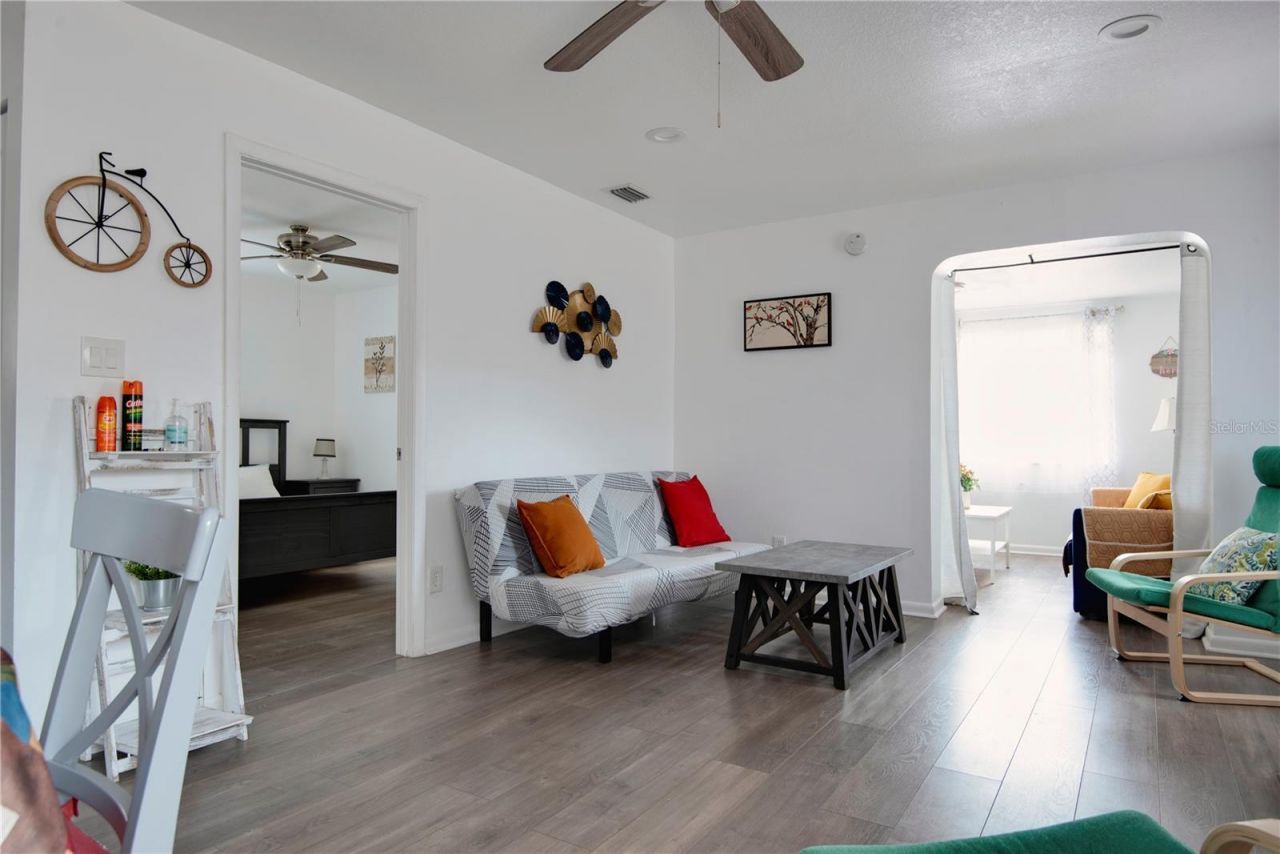 368 Ridge Road Sw, Largo, FL 33770 Photo