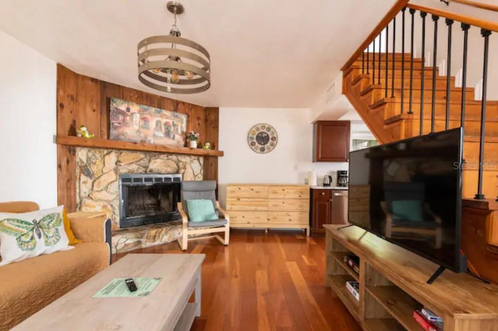 368 Ridge Road Sw, Largo, FL 33770 Photo