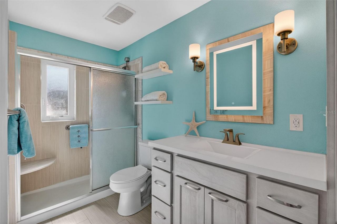 6372 4th Avenue S, Saint Petersburg, FL 33707 Photo