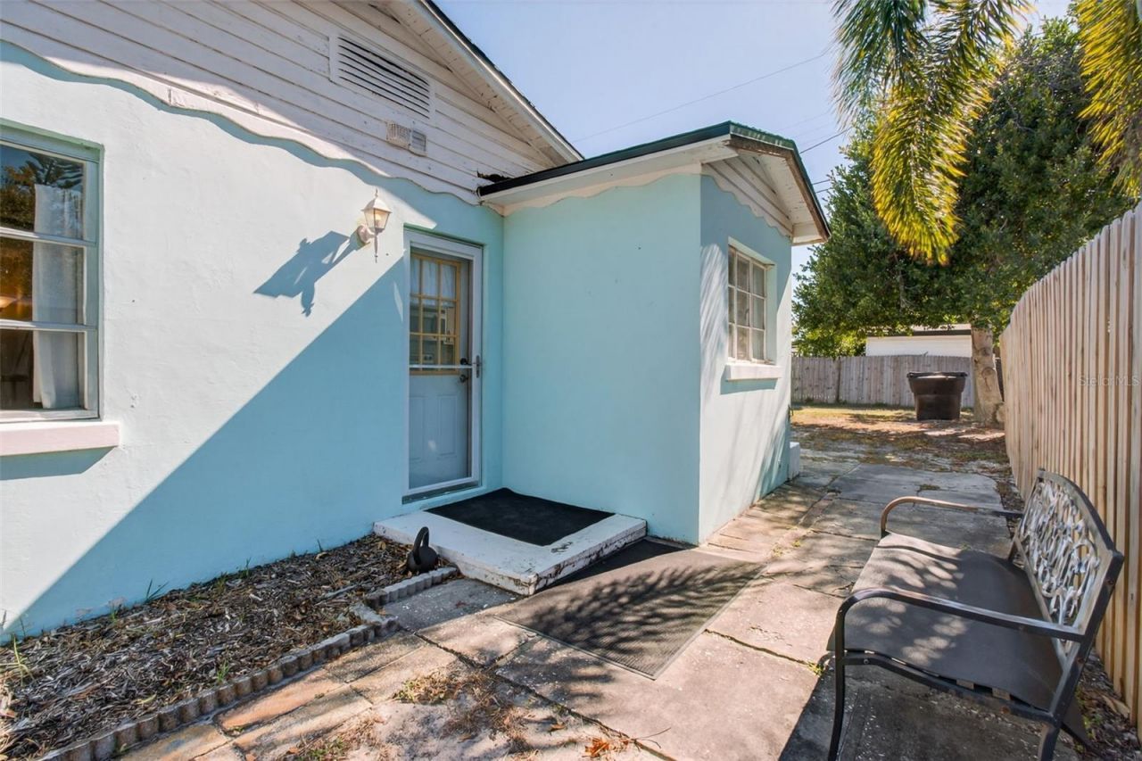 6372 4th Avenue S, Saint Petersburg, FL 33707 Photo