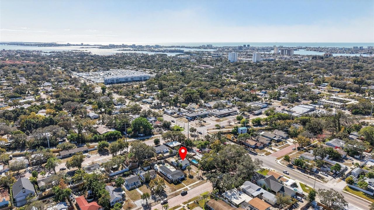 6372 4th Avenue S, Saint Petersburg, FL 33707 Photo