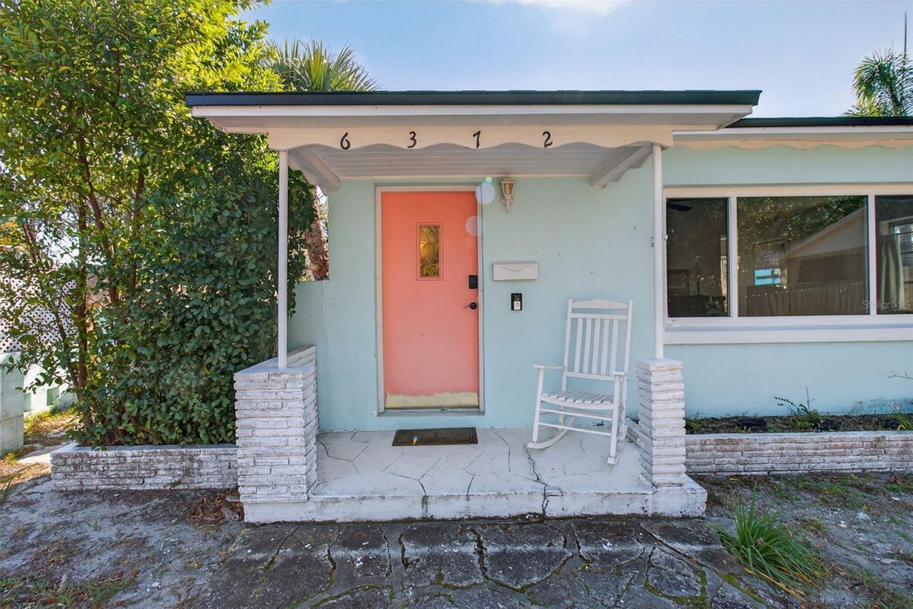 6372 4th Avenue S, Saint Petersburg, FL 33707 Photo