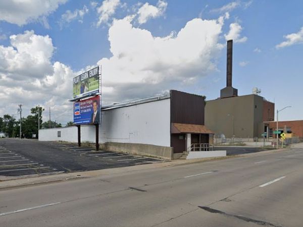 313 W Madison Street, Springfield, IL 62702