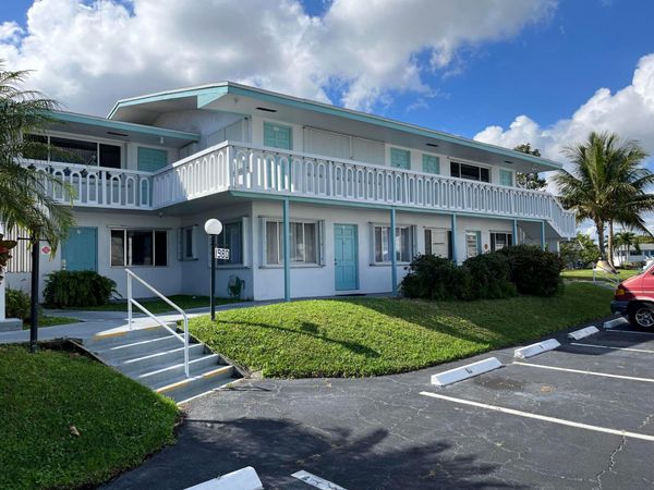 1980 Sunset Avenue, Unit 7, Lake Worth Beach, FL 33461