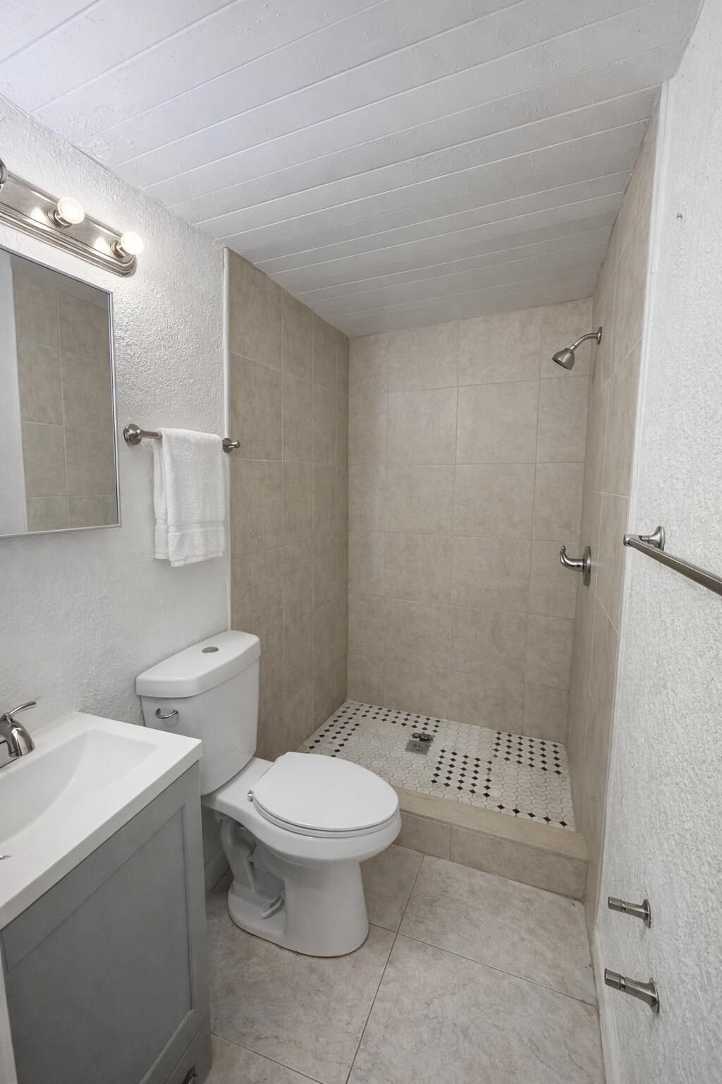 1420 NE 32nd Street, Pompano Beach, FL 33064 Photo