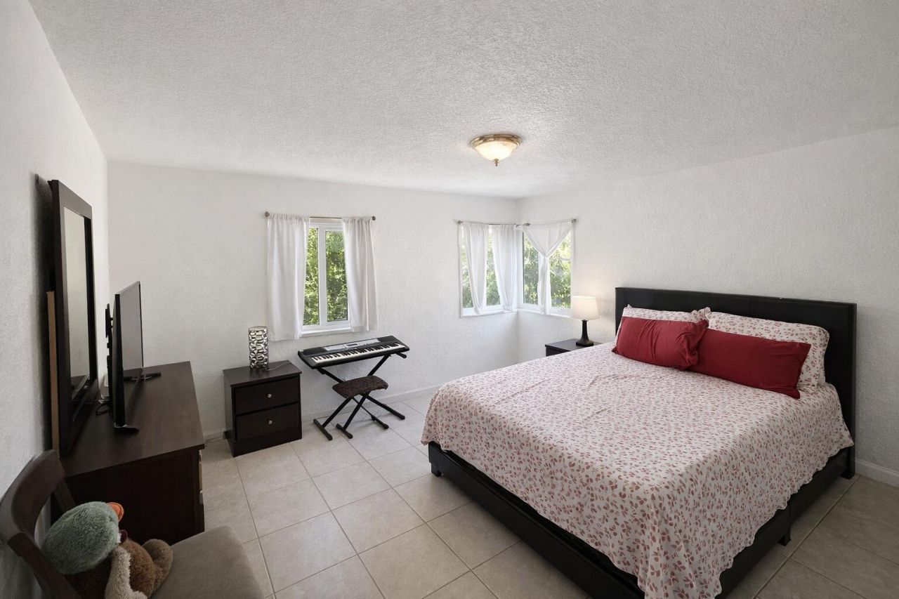 1420 NE 32nd Street, Pompano Beach, FL 33064 Photo