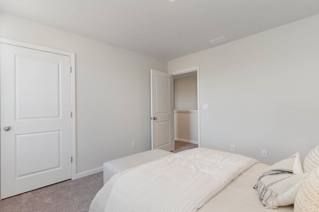 1328 Parkside Ct Photo 28