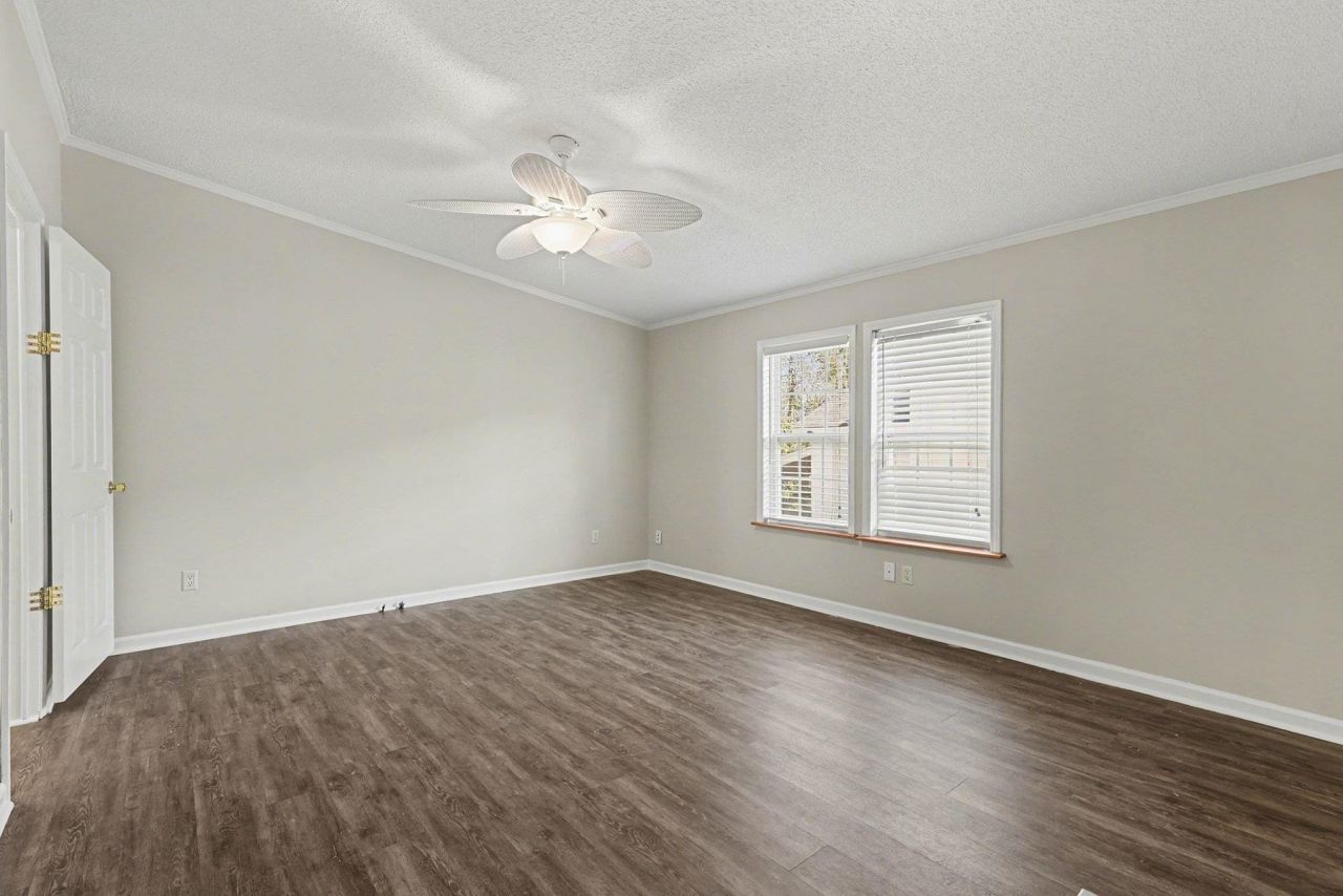 300 Kanawha Trail Photo 16