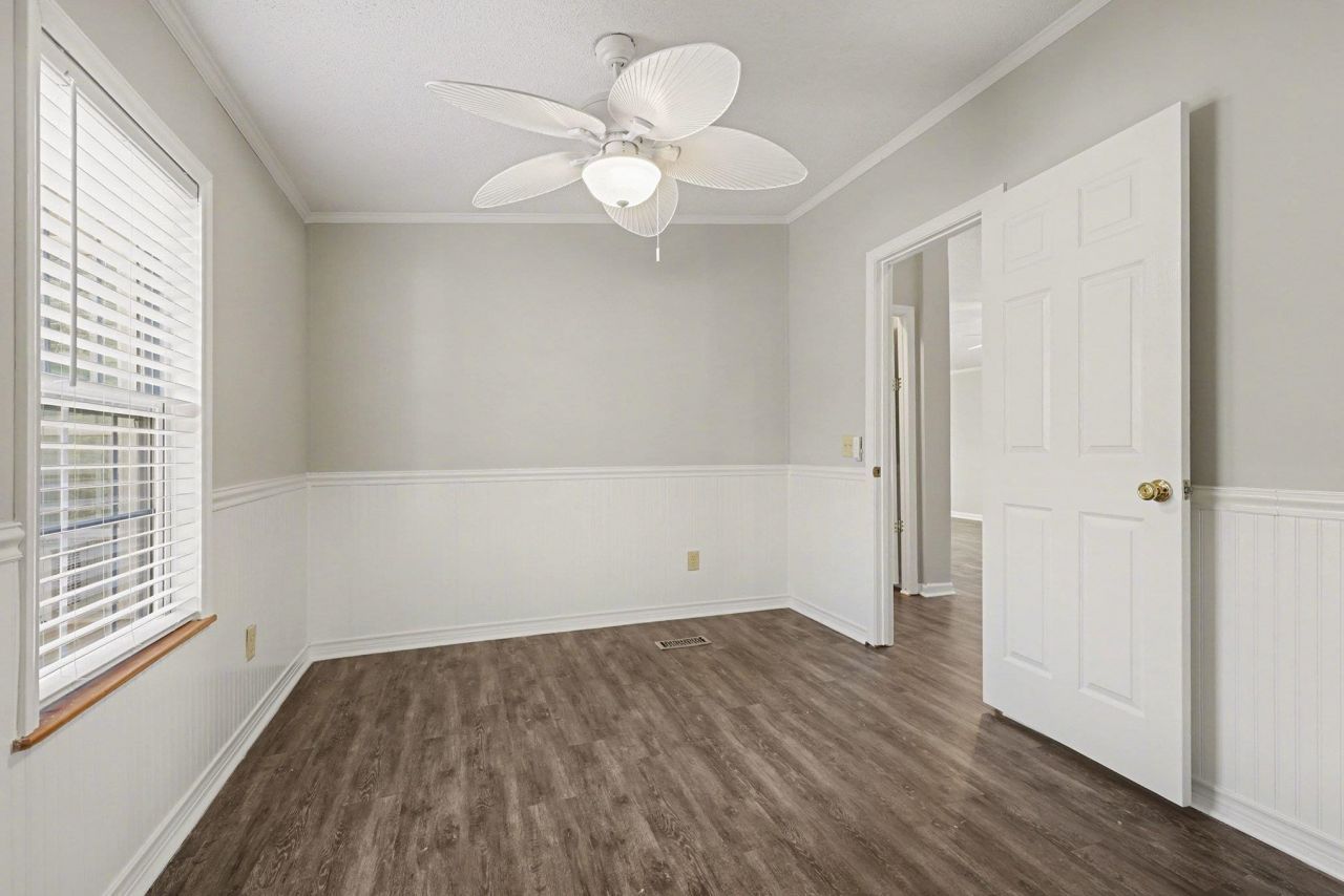 300 Kanawha Trail Photo 21