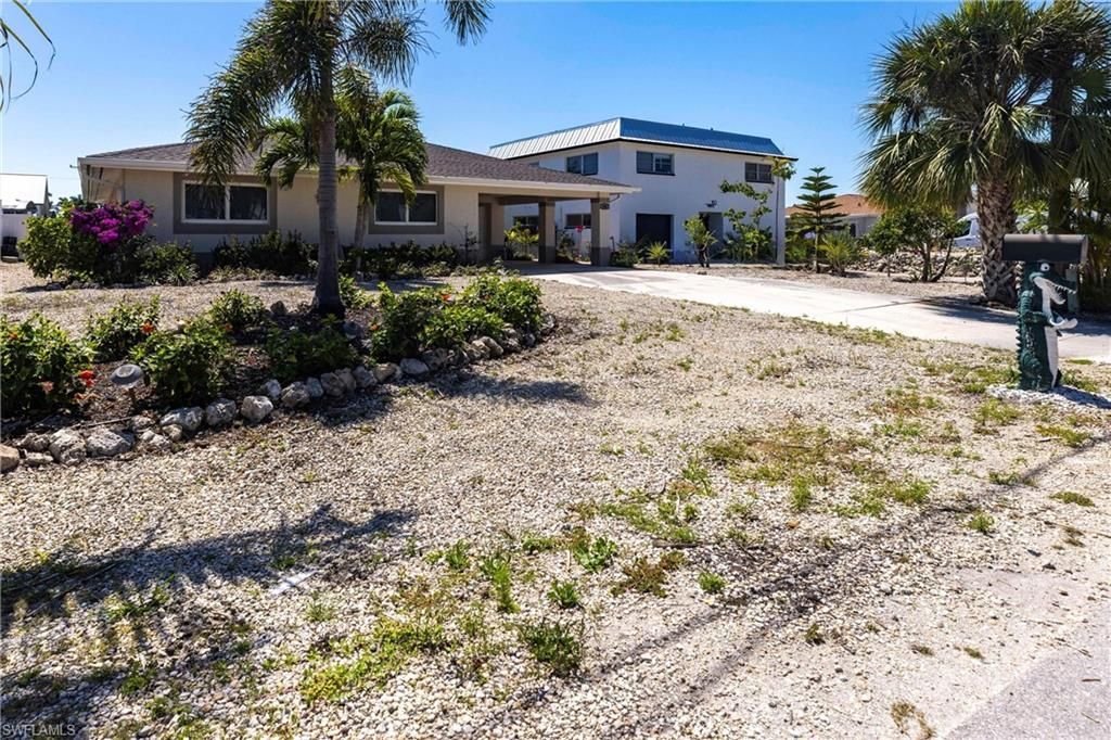 164 Trinidad St, Naples, FL 34113 Photo