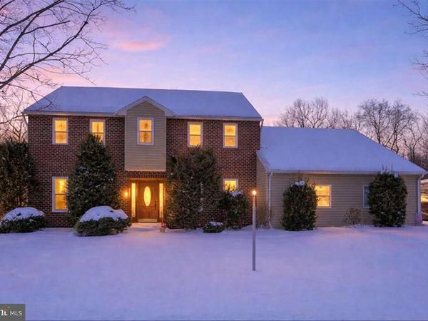 22 TEABERRY DRIVE, CARLISLE, PA 17015