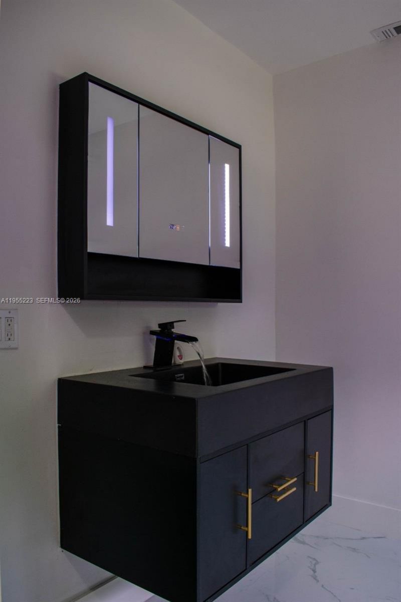 1009 Leisure Ln, Boynton Beach, FL 33426 Photo