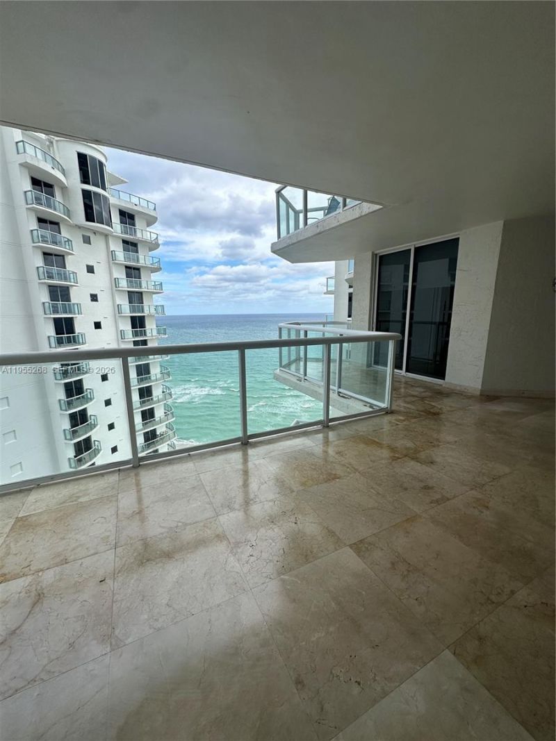 18671 Collins Av , Unit 2304, Sunny Isles Beach, FL 33160 Photo
